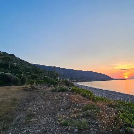 Triskele بيت للعطل *